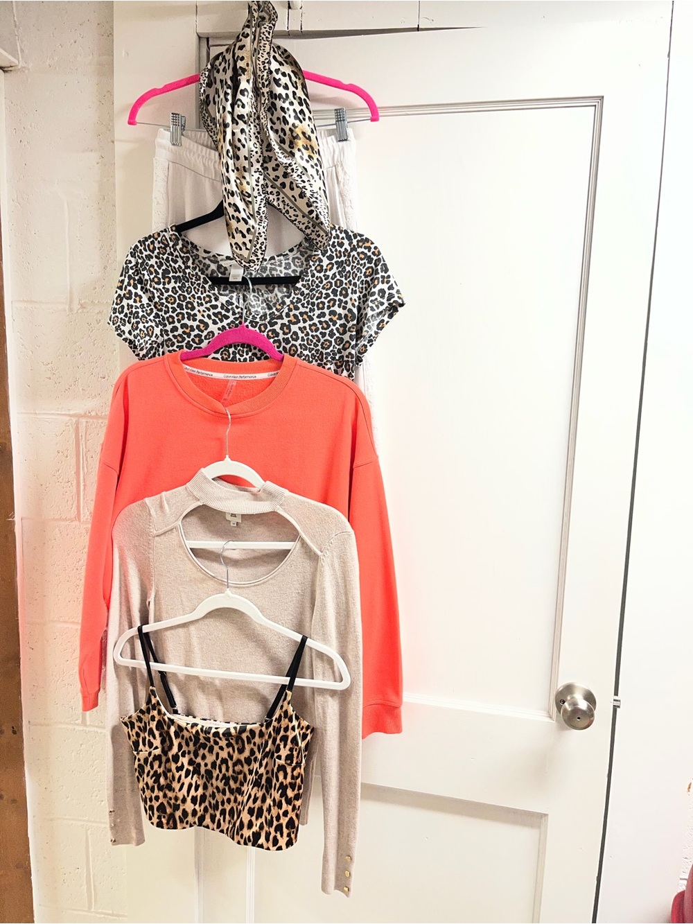 6 pc bundle! Sz S/M
